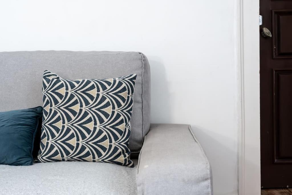 Charming Lapa Ii Quiet Neighborhood Apartment Lisbon